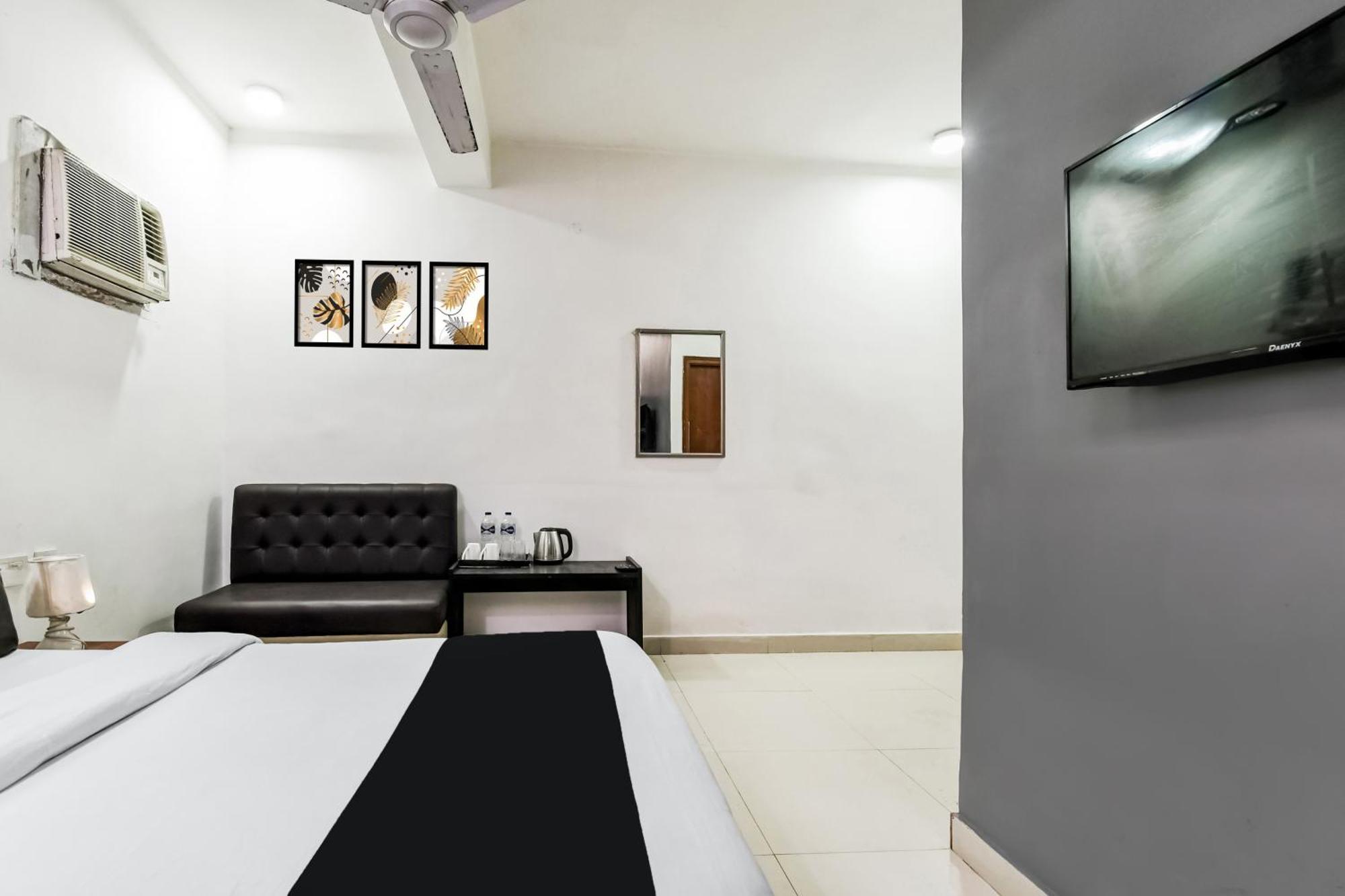 Panchanna Calcutta Extérieur photo